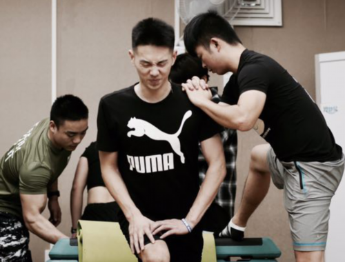 通过锻炼改变瘦弱增强自信的经验分享